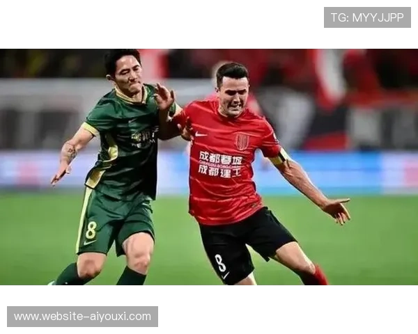 茹萨加盟成都蓉城，与周定洋组最强后腰