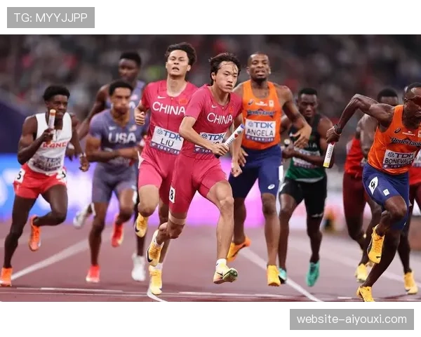 快讯：世锦赛男子4x100米混合泳接力，英国队破赛会纪录夺冠